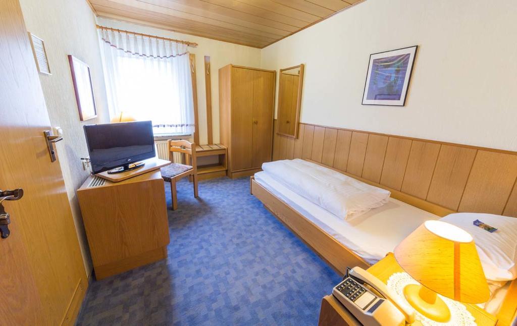Hotel Thielmann Mittenaar Bagian luar foto