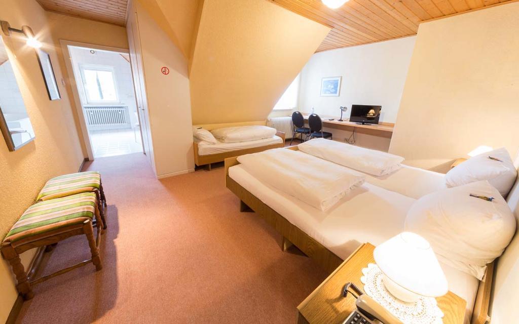 Hotel Thielmann Mittenaar Bagian luar foto